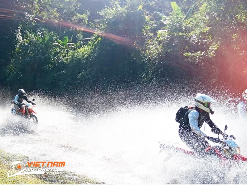 2 - Vietnam Motorbike Tours