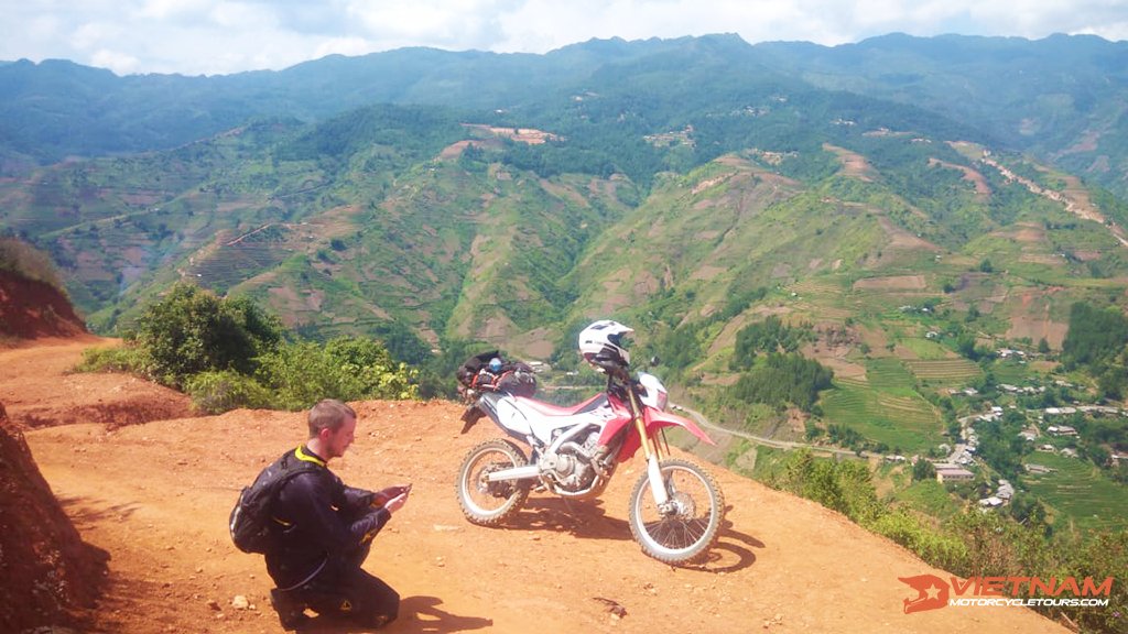 Motorbike tours of VietNam - Train yourself