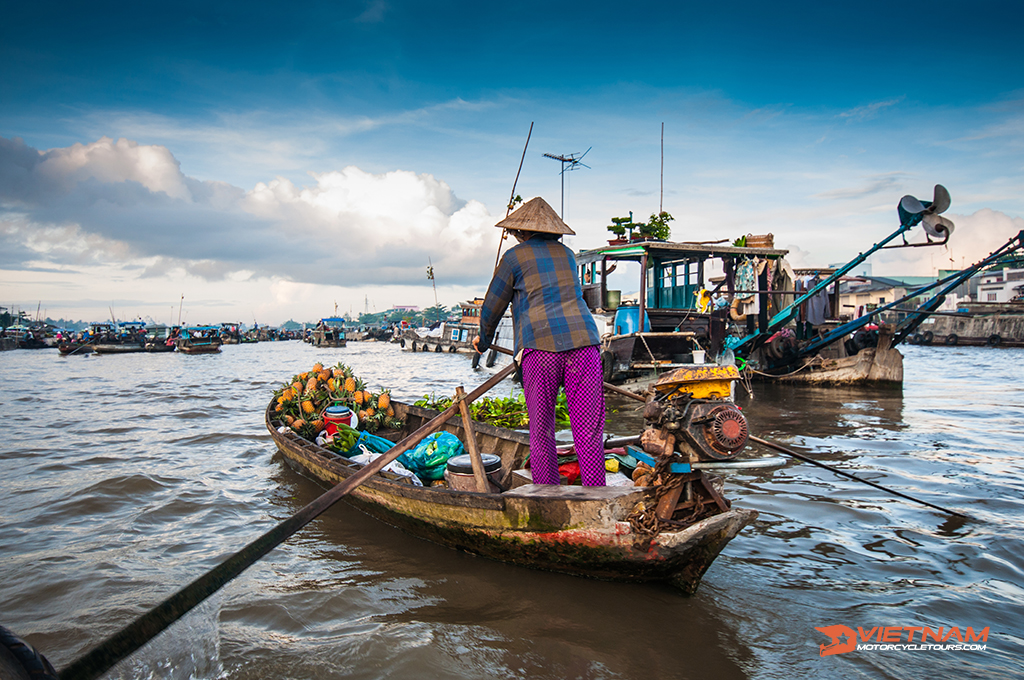 Cai Rang Floating markets in Mekong Delta- Vietnam by motorcycle