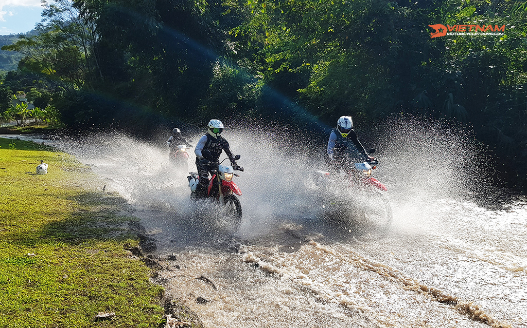 6 days motorcycle trip to northwest vietnam 1 1 - Vietnam Motorbike Tours