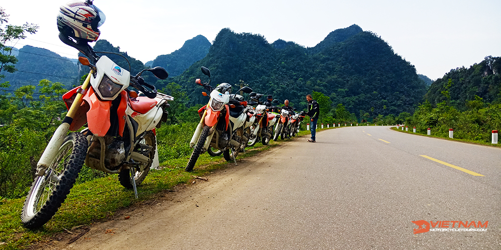 6th day: Motorbike tour Dong Hoi - Khe Sanh
