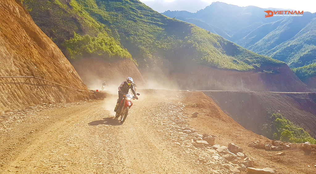 Northwest Vietnam motorcycle trip 9 - Vietnam Motorbike Tours