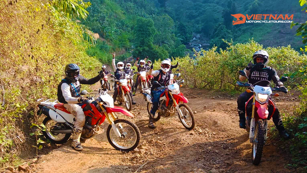 enduro tour in northwest vietnam 7 - Vietnam Motorbike Tours