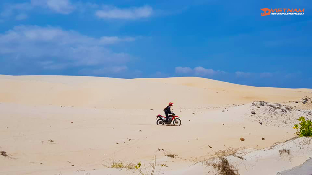motorbike tour from saigon 7 - Vietnam Motorbike Tours