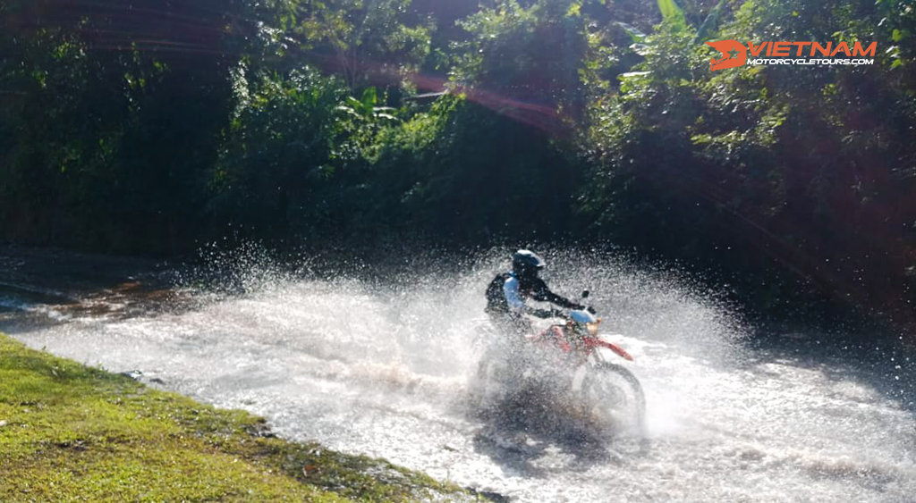 pu luong motorcycle tour 5 - Vietnam Motorbike Tours