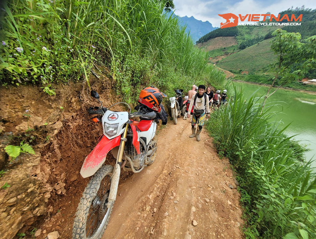 off road vietnam motorbike tours 16 - Vietnam Motorbike Tours