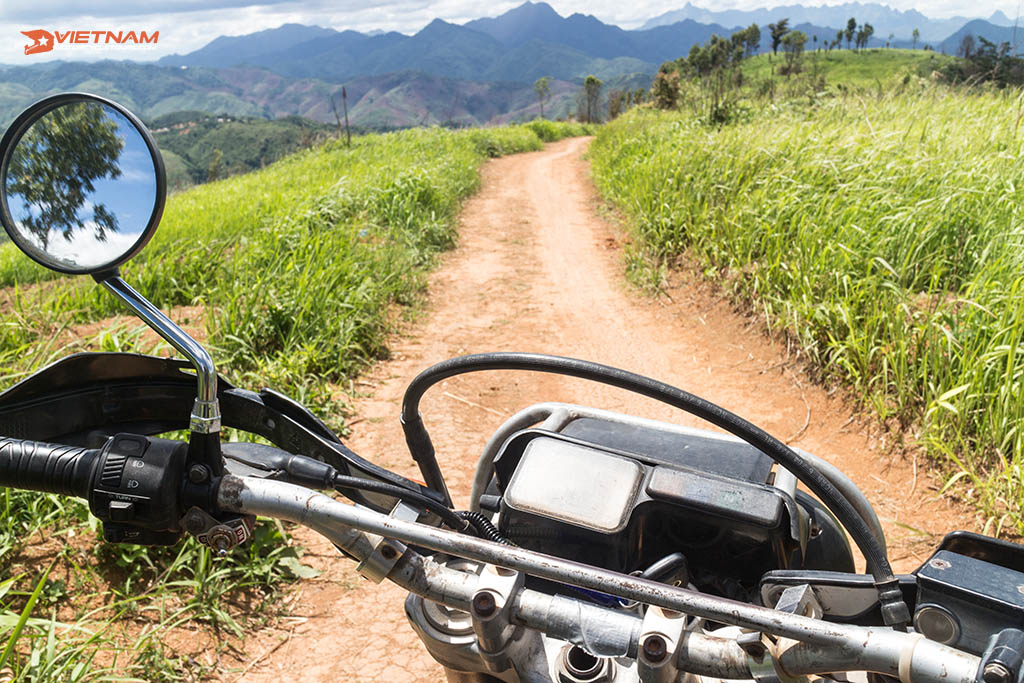When To Join Laos Motorbike Tours?