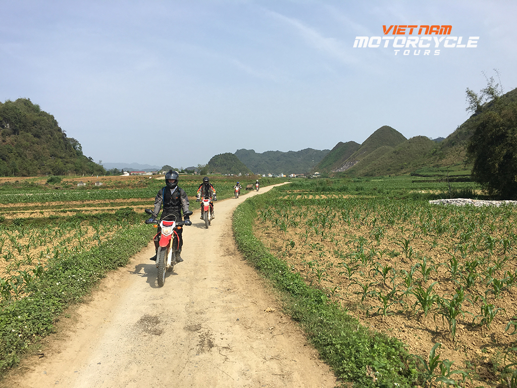 DAY 7: SAPA MOTORCYCLE TOURS TO BAC HA ( LAO CAI )