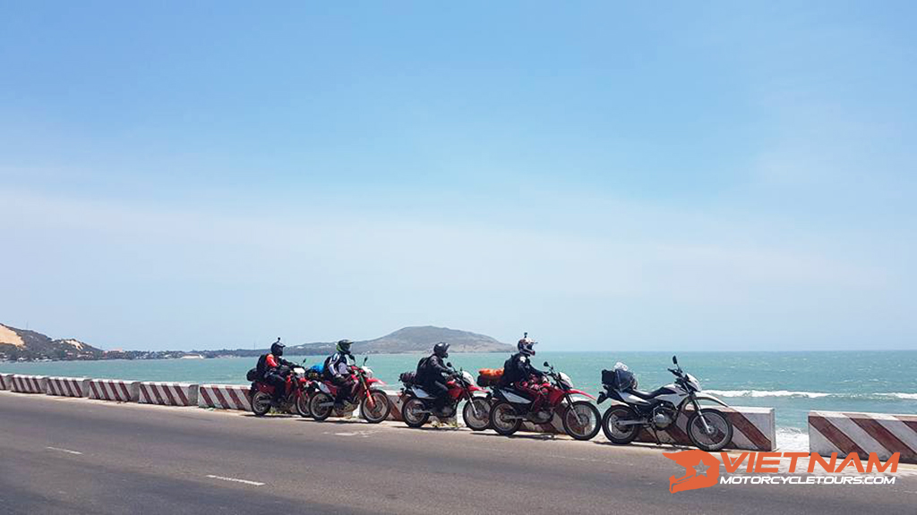 BUON MA THUOT MOTORBIKE TOURS TO NHA TRANG CITY