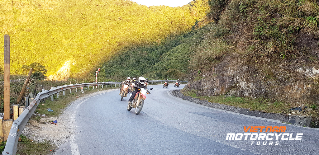 Motorbike Tour From Than Uyen To Mu Cang Chai and Phu Yen