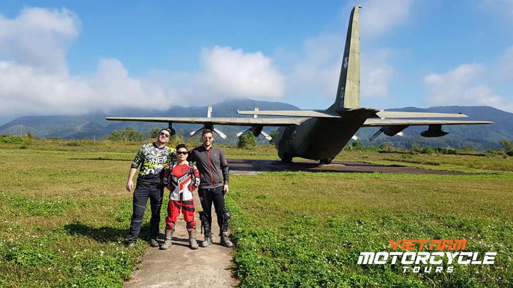 Relive the heroic historical moments - Ho Chi Minh trail by motorbike