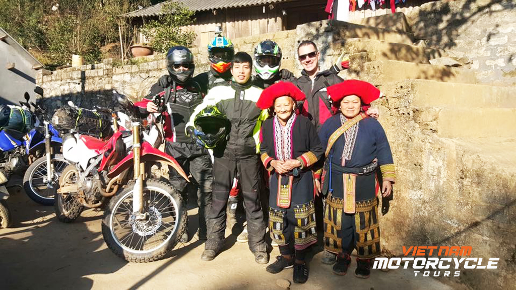 When should you start riding your motorcycle to Sapa? What time of the year to sign up for Sapa motorcycle tours?