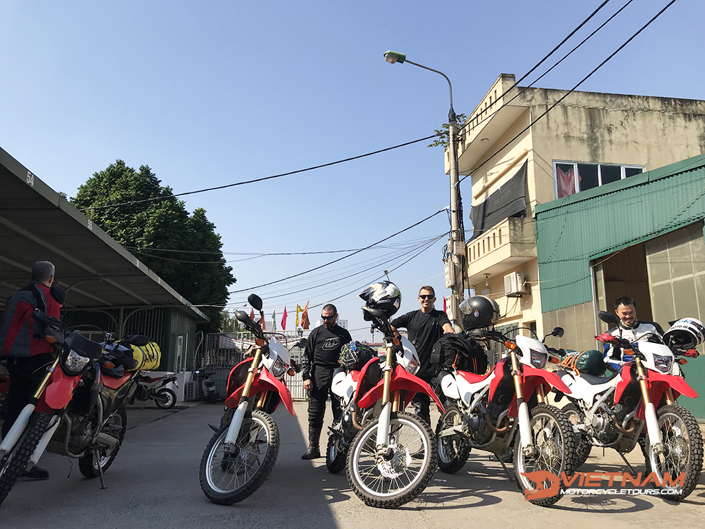 amazing vietnam motorcycle tours routes 12