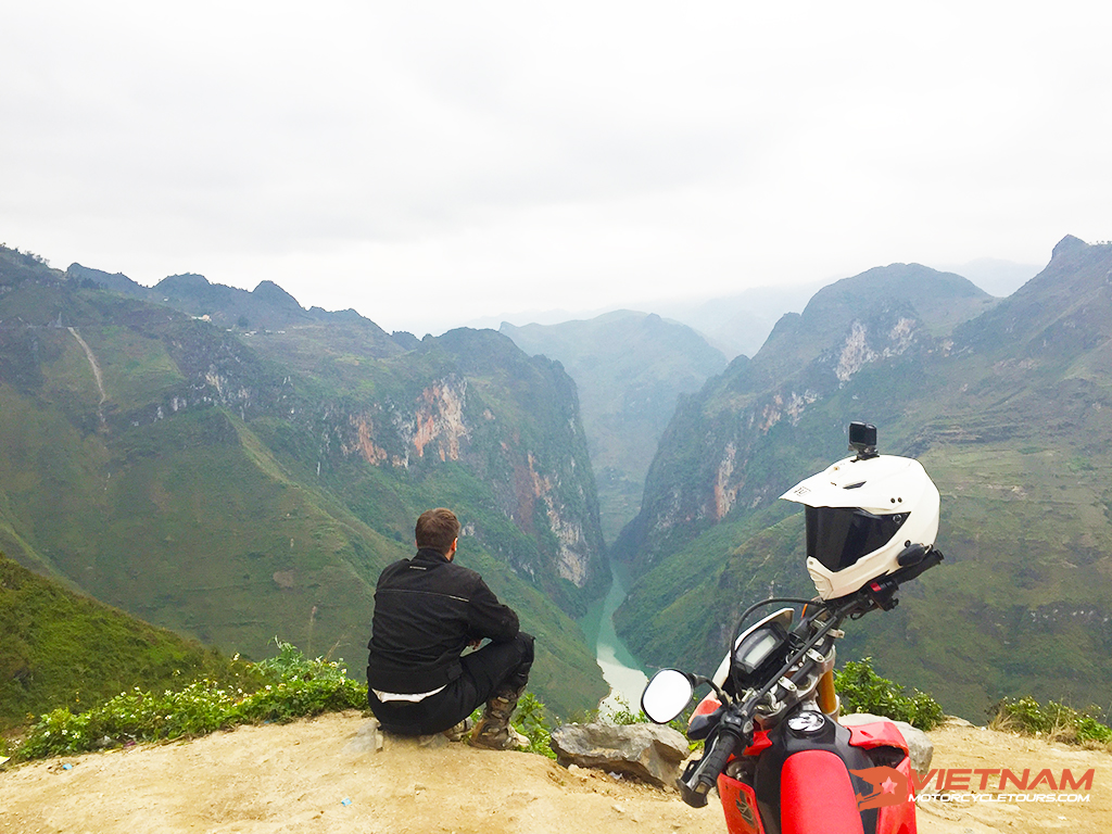 Things to prepare for the motorbike tours of VietNam