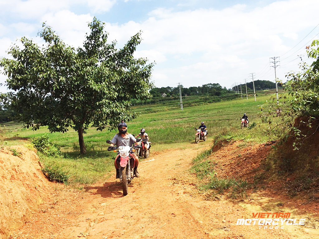 1 Day Hanoi Motorbike Tour
