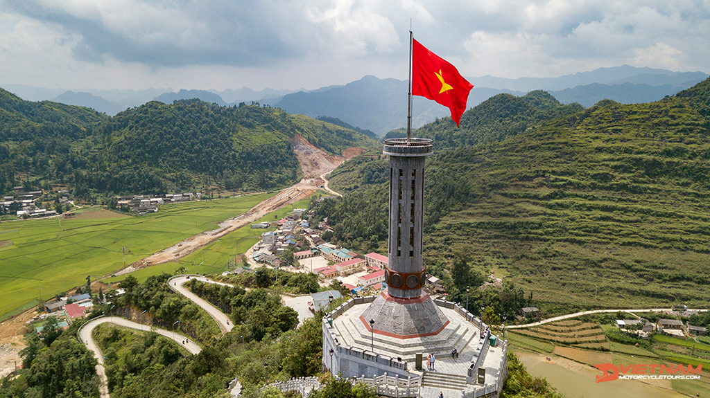Lung Cu flagpole - Discover Ha Giang by motorcycle