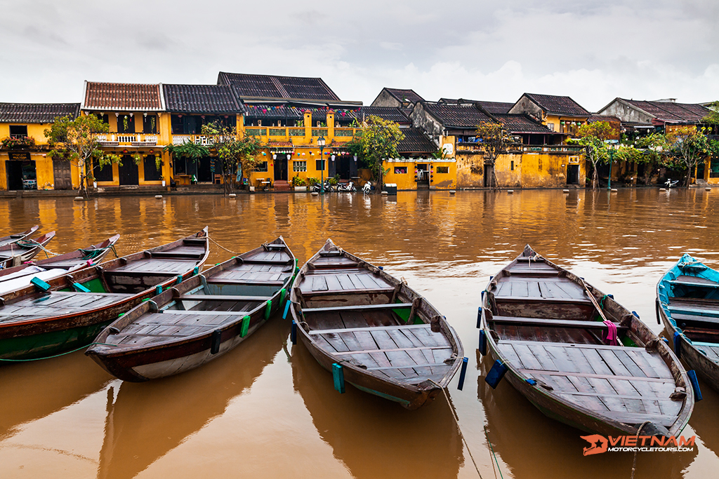 Hoi An to Nha Trang for Multi-Cultural Experiencing  