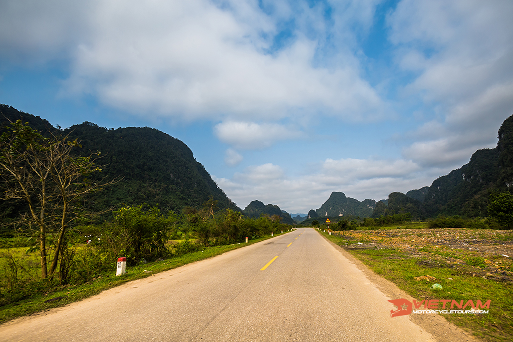 Vietnam Motorcycle Tour With Rally Indochina Adventure ( 1 Day )