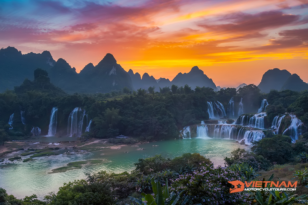 Ban Gioc Waterfall - The Magnificent Beauty Of Cao Bang