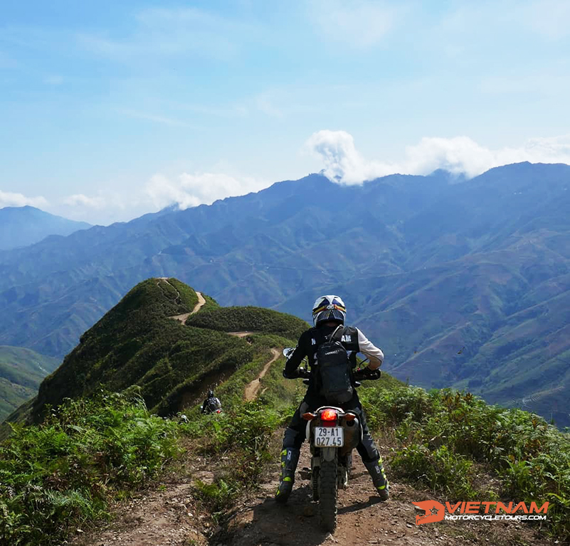 Ha Noi - Ta Xua Motorbike Tour (2 days): Discover The Most Majestic Route In The North