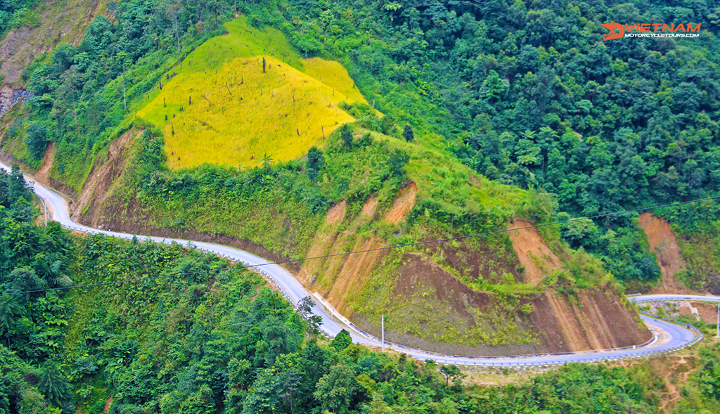 Scenic motorcycle route in northwest Vietnam