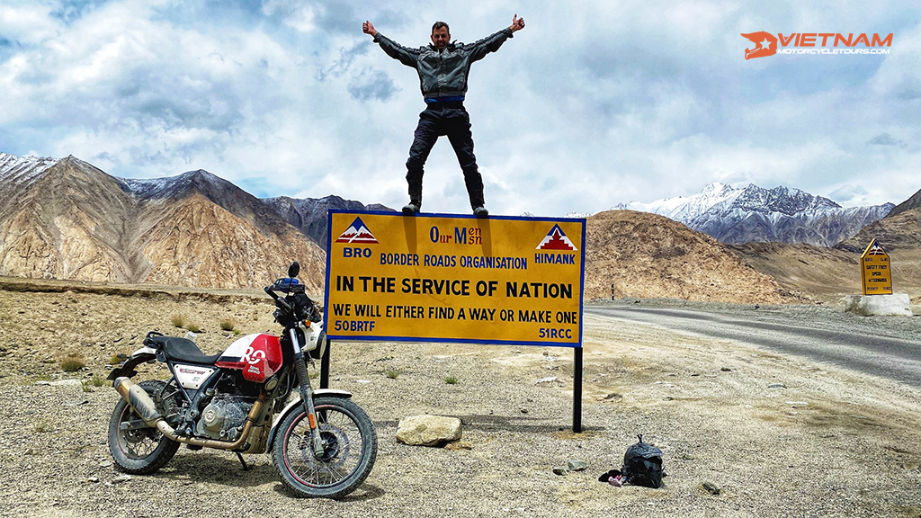 8-Day Motorcycle Tours in India - Let The Sun Kiss You!