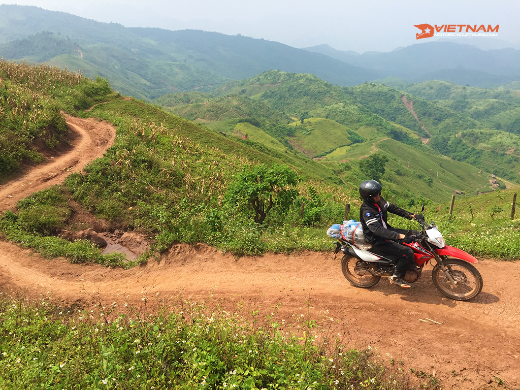 Vietnam On Motorbike