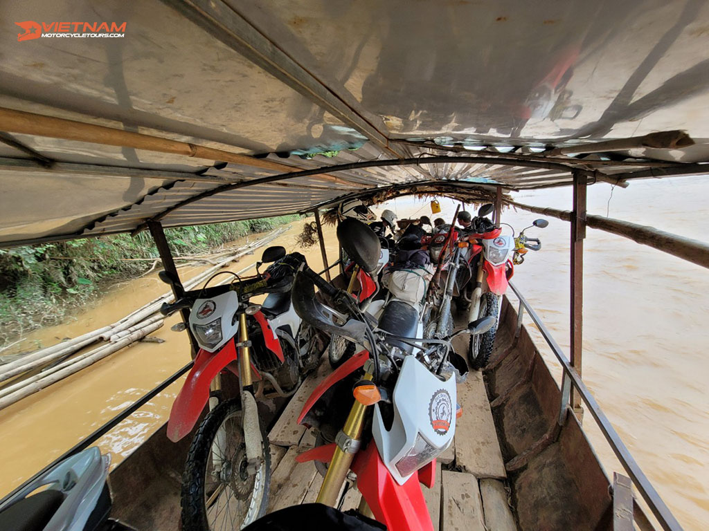 Sapa - Bac Ha - Pho Rang Motorcycle Trip