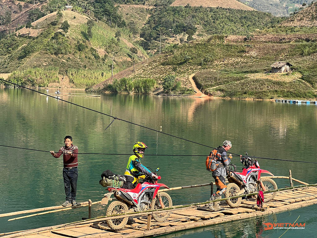 October - The best time to ride motorbike in Vietnam