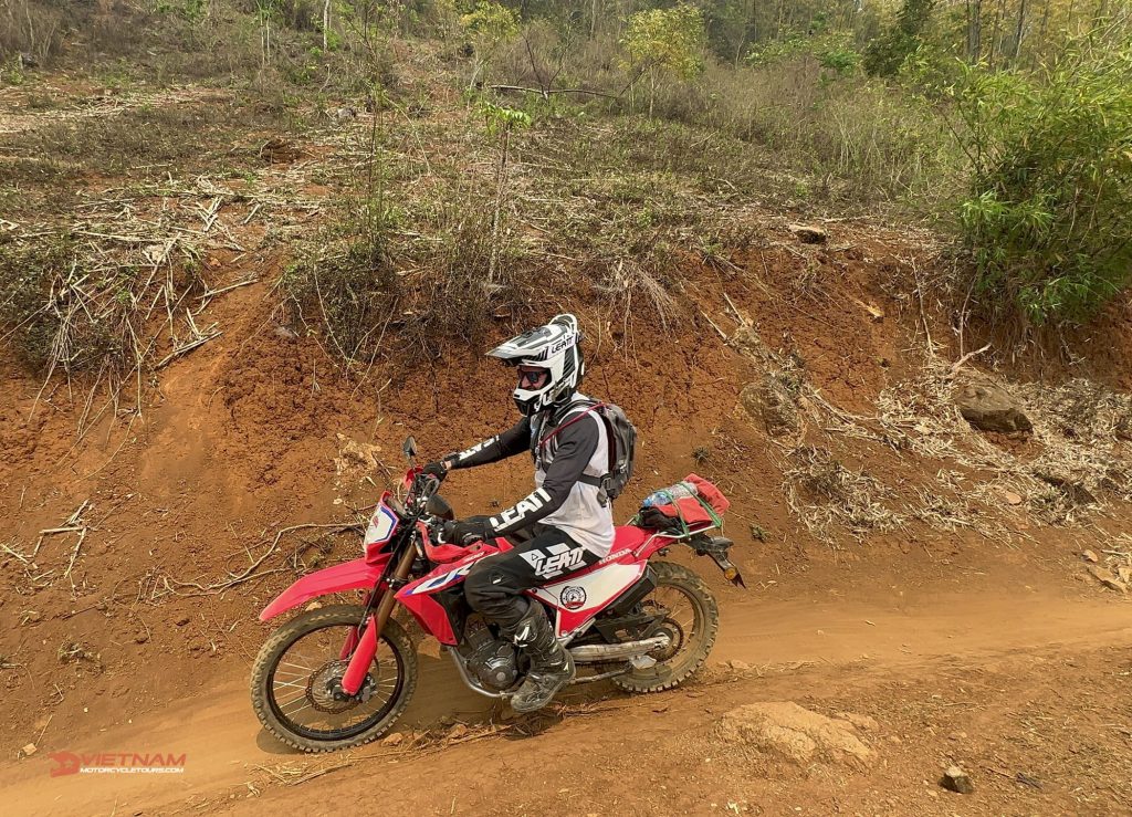 how to buy travel insurance for motorbike riders to Vietnam