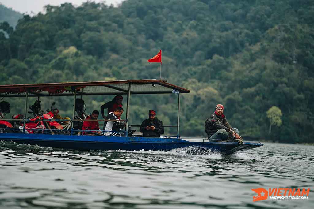 Ha Giang - Ba Be Lake Motorbike Tour